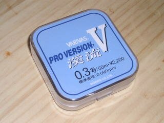 ナイロン製の糸